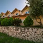 In Krinas
